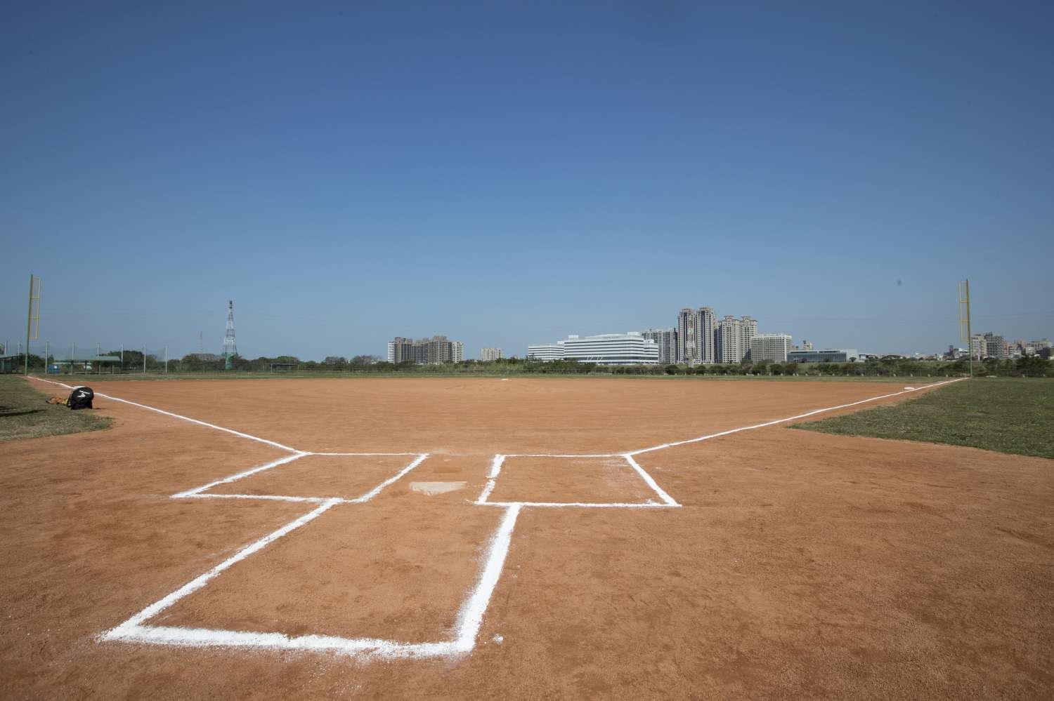 左岸棒球場嶄新啟用 林智堅市長：活化河岸高灘地 打造選手的熱血「主場」小圖共6張，pic6