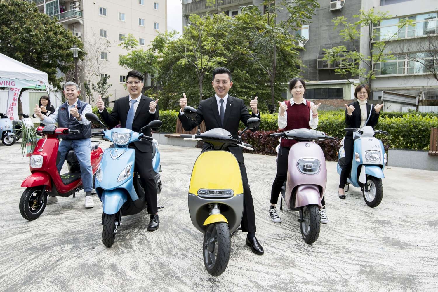 新竹市電動二輪車補助加碼最高2萬5 市長林智堅邀市民加入環保電動車行列小圖共6張，pic2