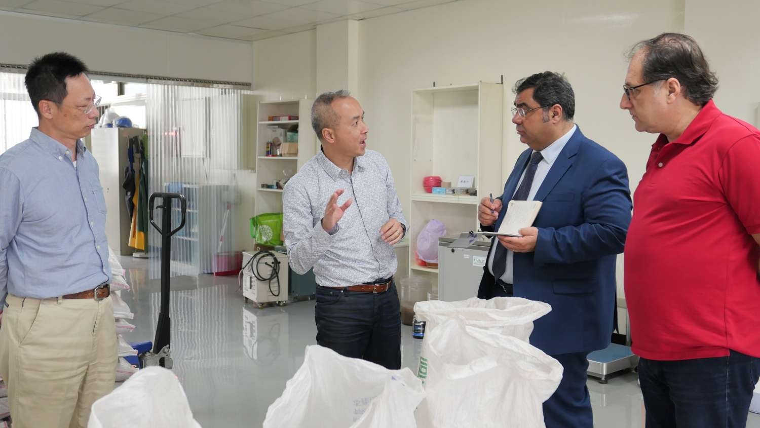 國內首座科技化廚餘處理廠在新竹市 土耳其科技顧問團率先參訪取經堆肥新科技大圖