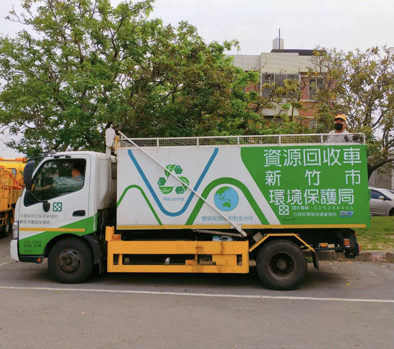 新竹市舊衣回收新增 5處社會福利機構 愛心助人做環保大圖