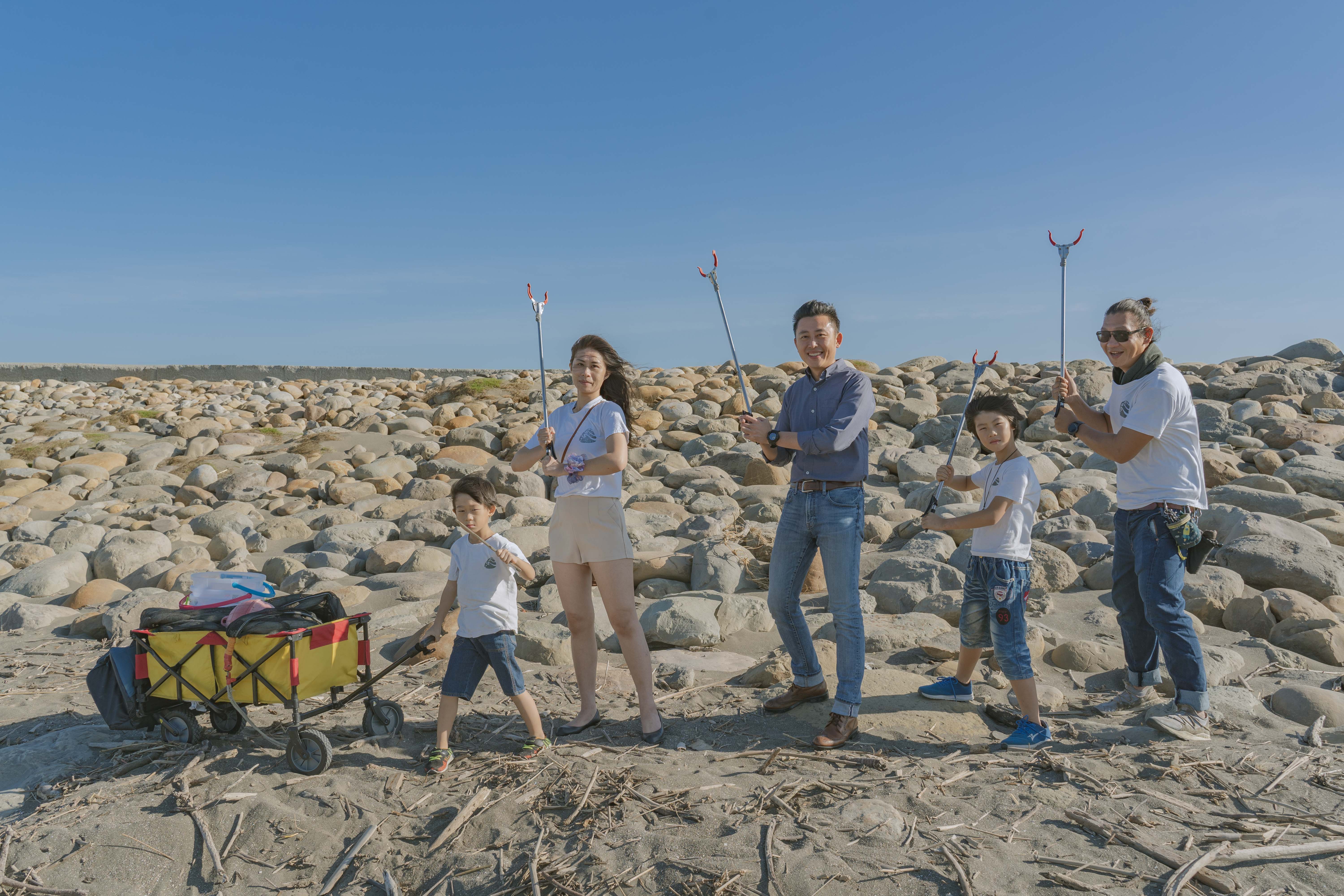你「海」好嗎？ 「廢棄口罩」變成新興海洋垃圾 疫情期間執行淨灘特別行動小圖共6張，pic2