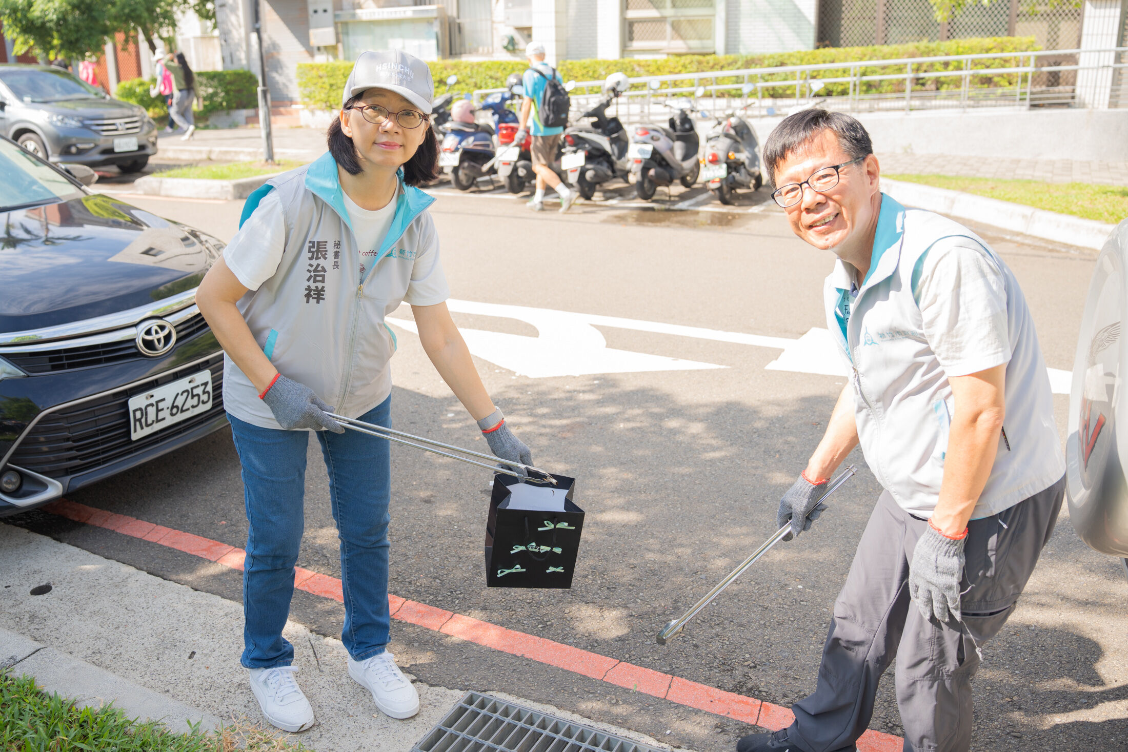 「世界清潔日」消滅菸蒂大作戰！ 竹市環保志工兵分6路淨街 共創優質市容環境小圖共6張，pic2