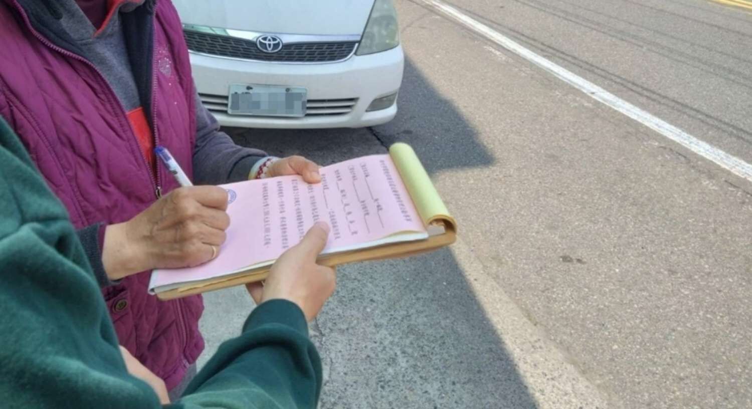 杜絕環境髒亂！ 環保局提醒：垃圾提早拿出隨意放置恐遭罰 籲多利用新竹市清運網App即時掌握垃圾車動態小圖共6張，pic3