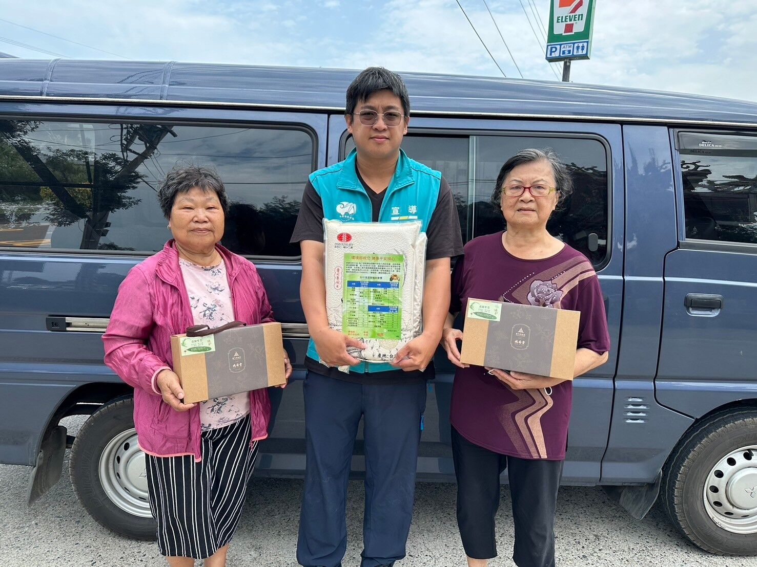 竹市端午關懷送暖資收個體戶 邱臣遠副市長：感謝每位在城市各角落默默付出的環保人士小圖共6張，pic5