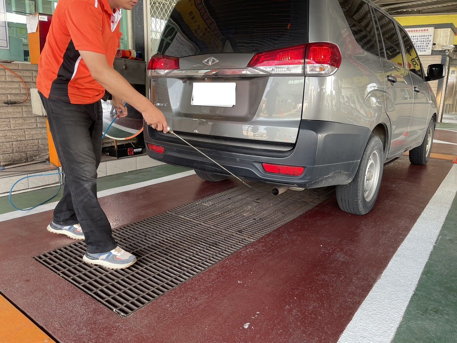 您的愛車定檢了嗎？ 竹市環保局提醒汽油車齡滿8年須2年1檢 違者最高罰1萬5千元小圖共6張，pic2