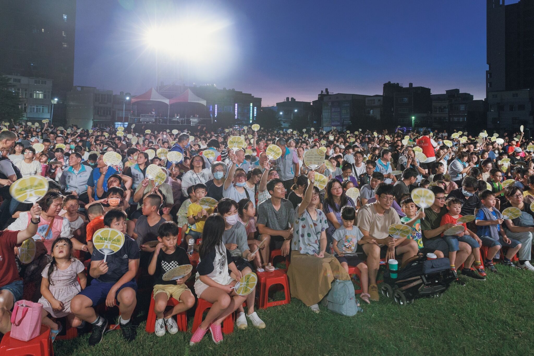 風城藝術節紙風車《寶莉回家-桐花島的故事》開演 逾4千名觀眾歡樂學習「淨零行動愛地球」小圖共6張，pic4