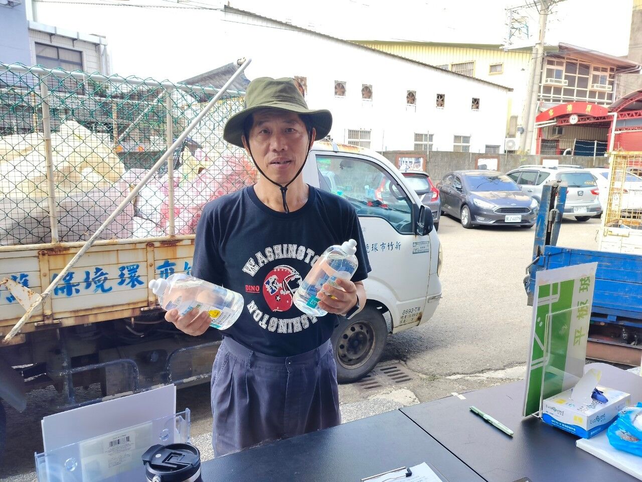 三沖三洗正確回收！竹市農藥及提神飲料玻璃空瓶回收換好禮活動秋季場開跑小圖共6張，pic4