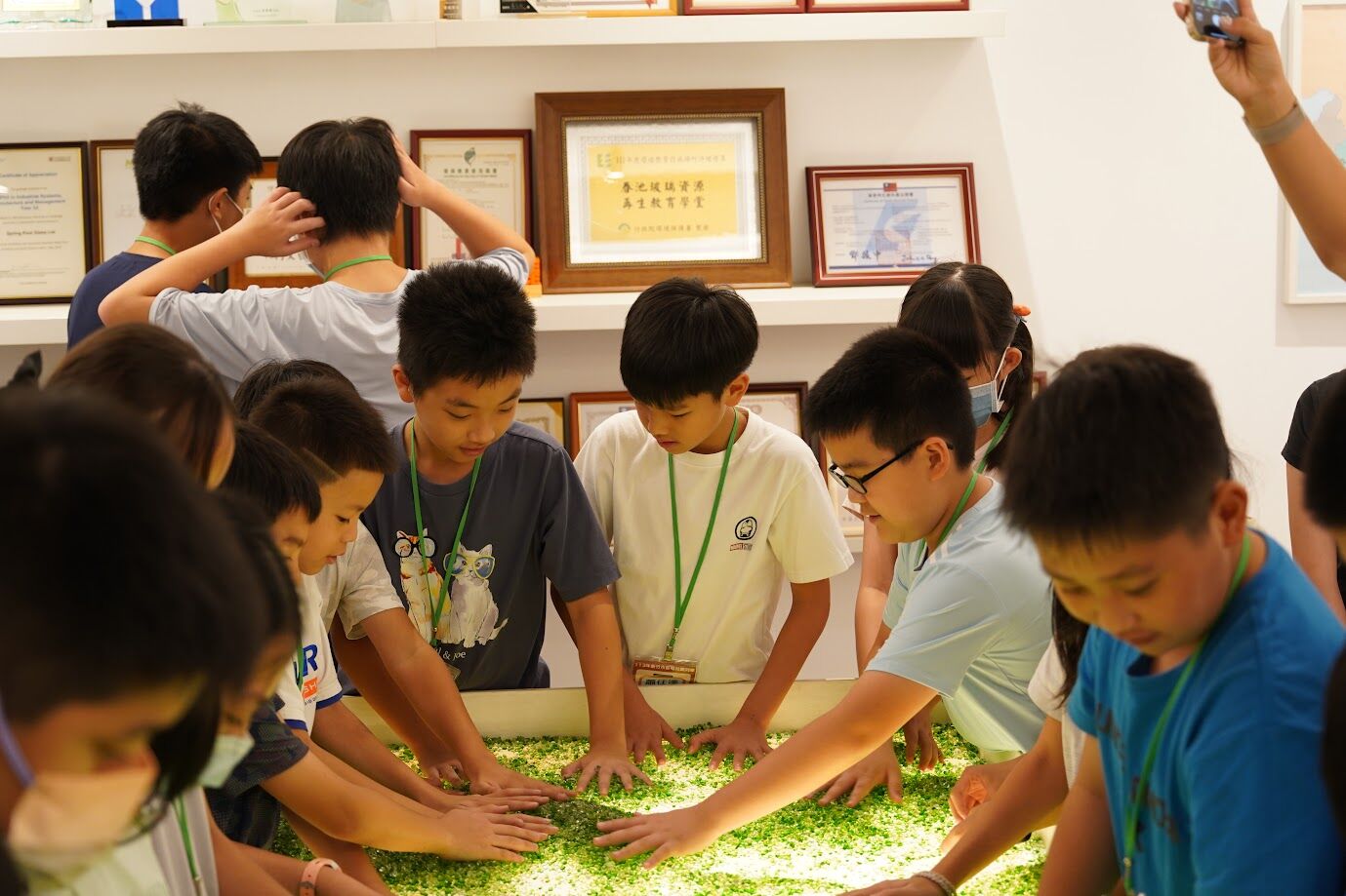 竹市夏日節能大冒險！ 邱臣遠代理市長：啟動節能小尖兵 扎根能源教育小圖共6張，pic5