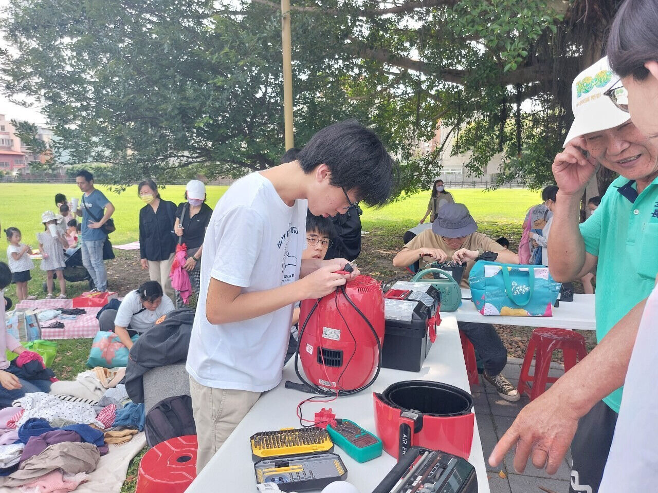 竹市免廢市集及野餐派對9/21、10/19登場！ 邱臣遠代理市長邀民眾用行動愛護地球小圖共6張，pic3