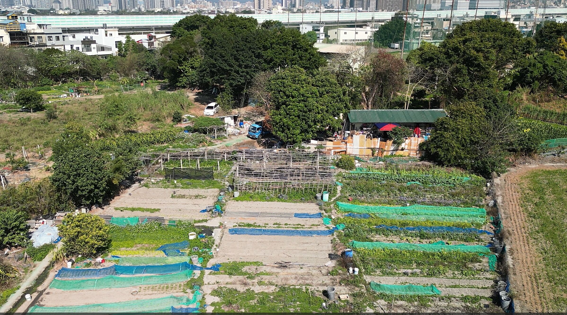 竹市環保局強化科技執法 秋冬季露天燃燒查緝全面升級 邱臣遠代理市長：持續守護民眾健康與低碳家園大圖