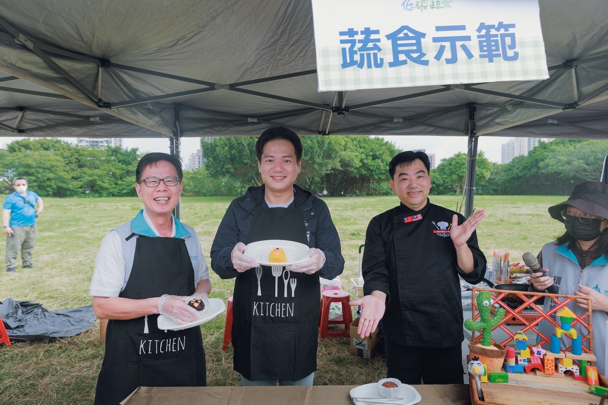 吃在地食當令！響應2050淨零碳排 邱臣遠代理市長：節能減碳從日常「蔬食」實踐小圖共6張，pic3