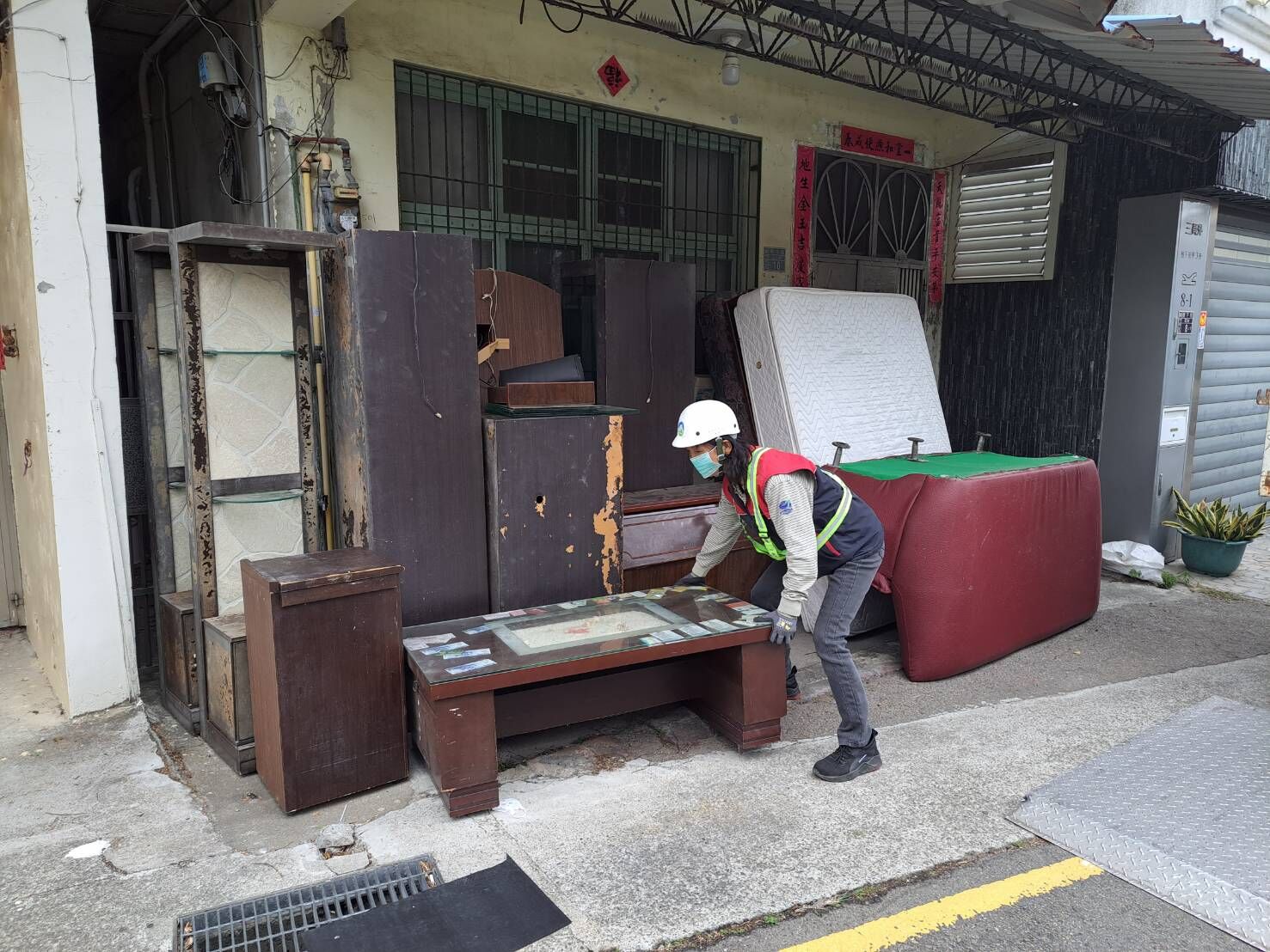 春節將至 竹市大型家具明年1/1-1/27採「每日限量登記」清運 邱臣遠代理市長：清淨家園歡喜迎新年小圖共6張，pic6
