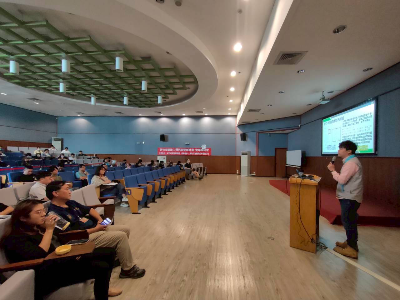 守護好空氣！竹市營建業者84台施工機具取得清潔排放自主管理標章