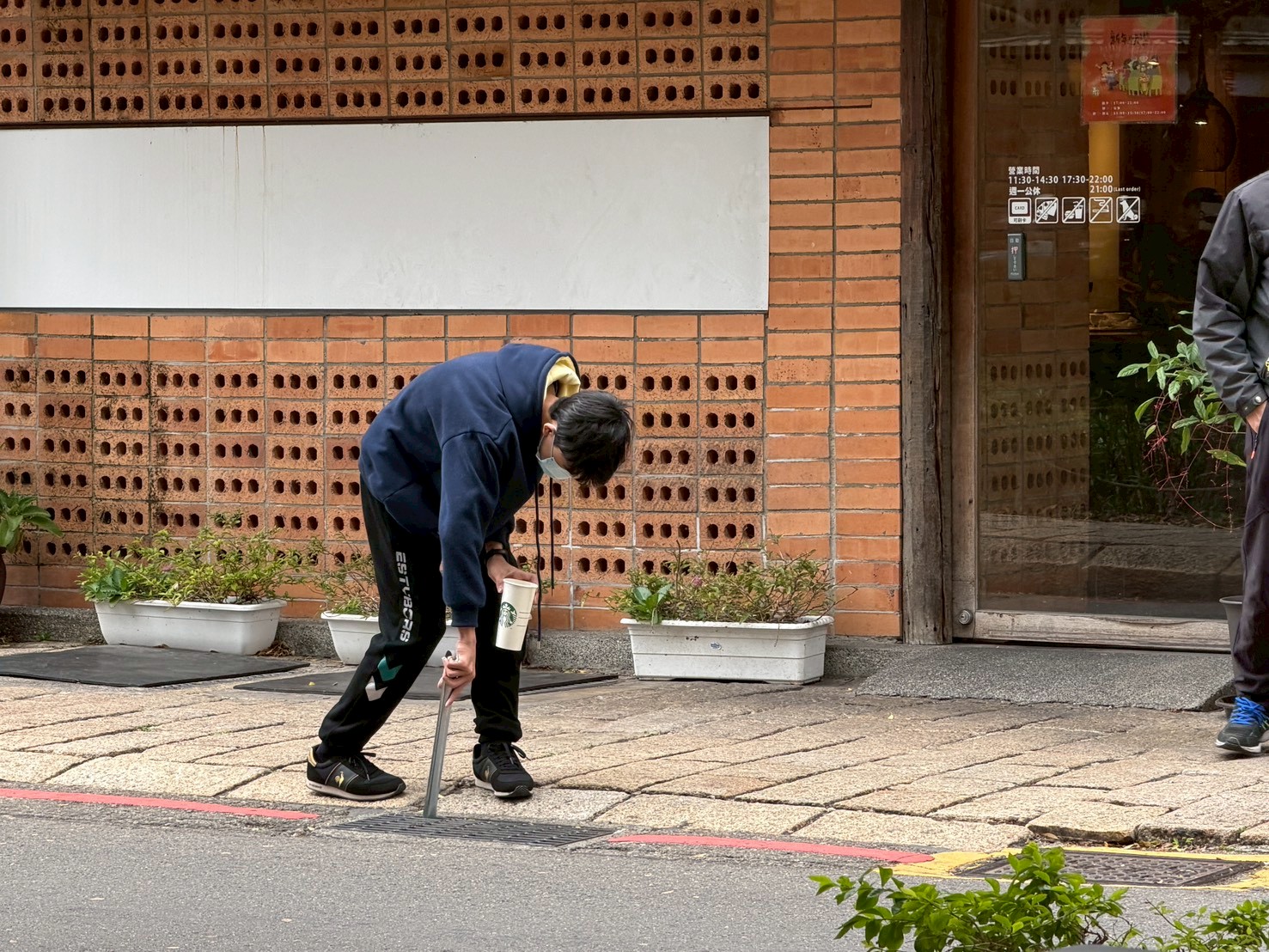竹市國家清潔月學生行動登場 「不留餘蒂、馬上換好禮」深化菸蒂不落地小圖共6張，pic2