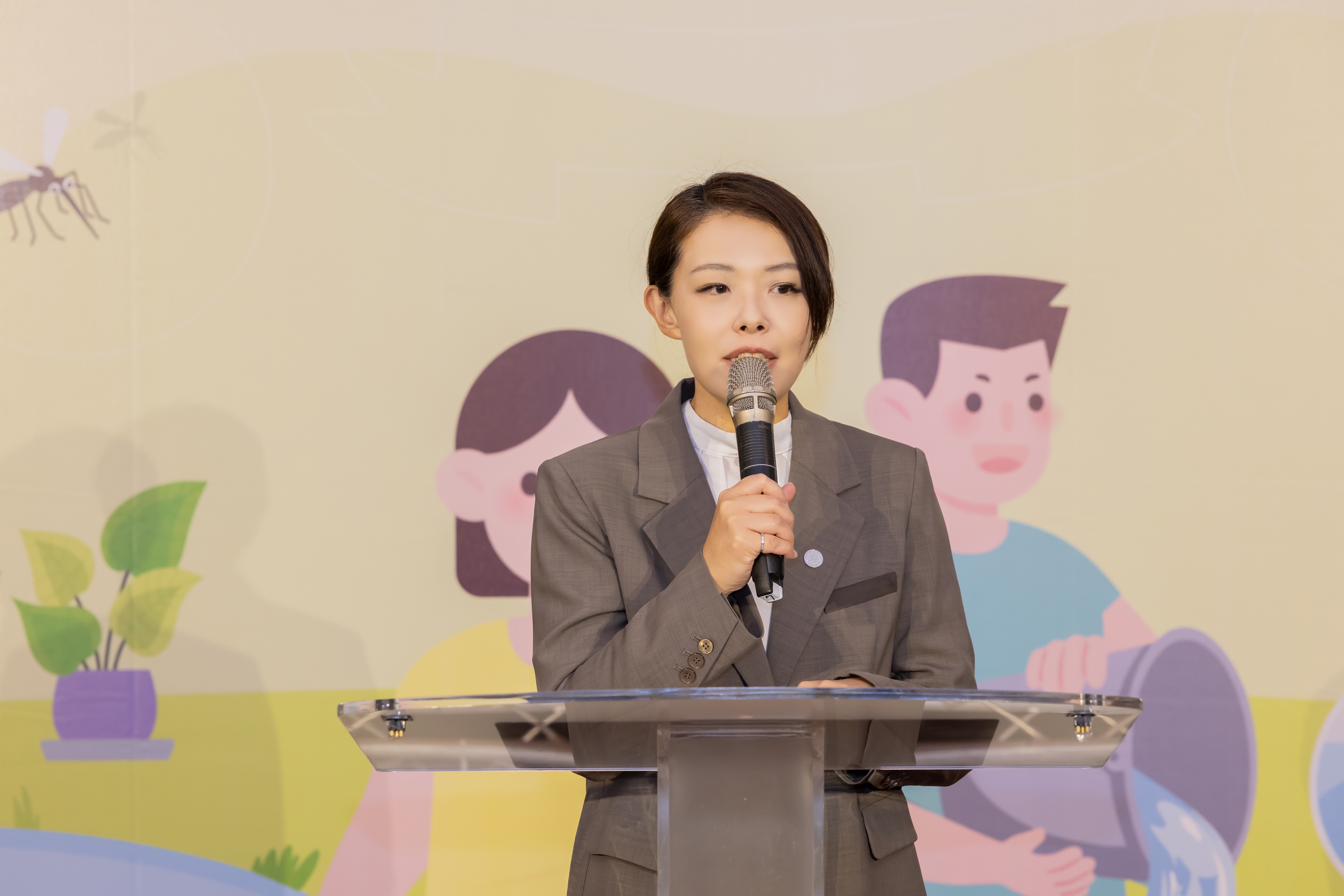 竹市啟動登革熱防疫！高虹安市長推「巡倒清刷」行動 再加碼志工補助守護健康環境小圖共6張，pic3