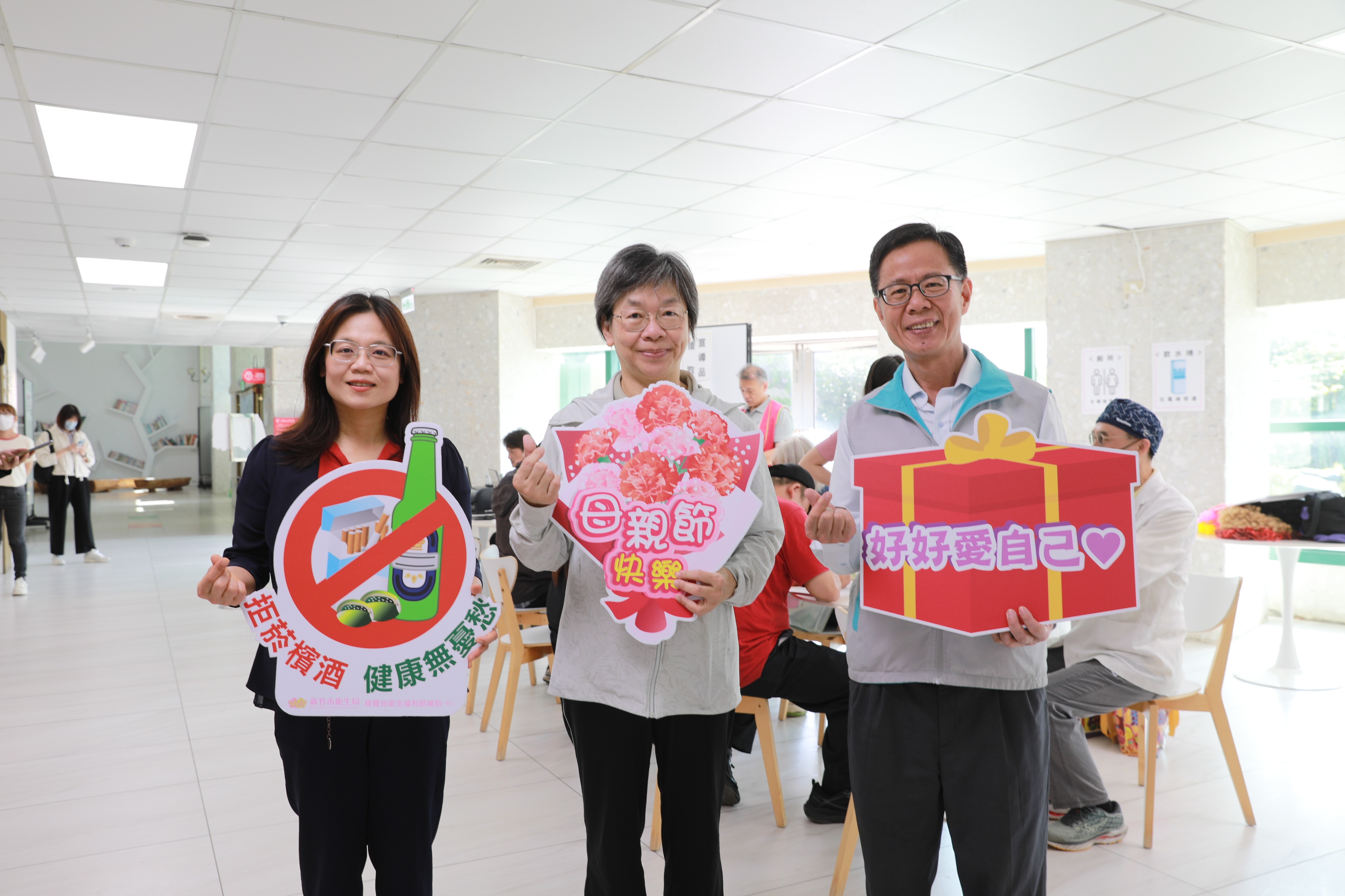 守護同仁健康隨行！母親節前夕環保局暖心啟動「健康專車」篩檢5項癌症小圖共6張，pic5